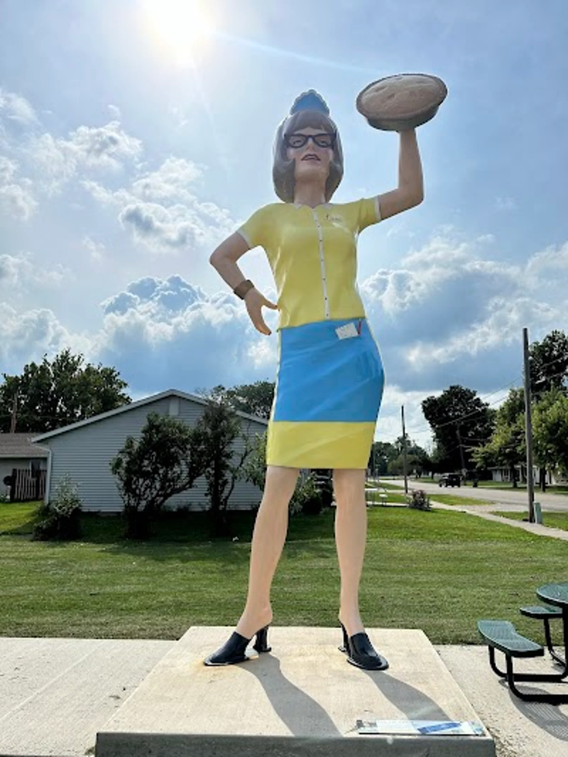 Stay along Route 66 in Illinois with RV Overnights.